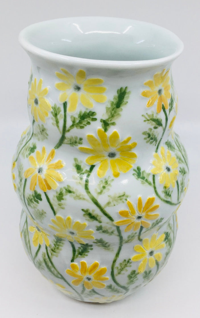 Daisy Relief Vase